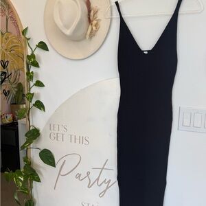 Glyder’s Sunset Black Knit Dress - Medium